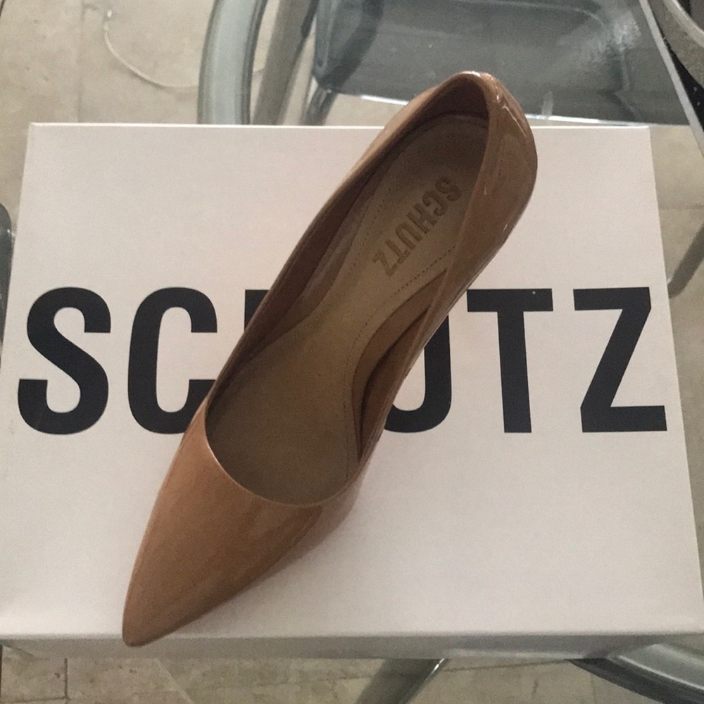 Schutz Farrah Pump Verniz Nude - Picture 2 of 3